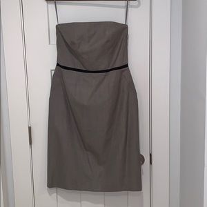 Banana Republic grey strapless dress